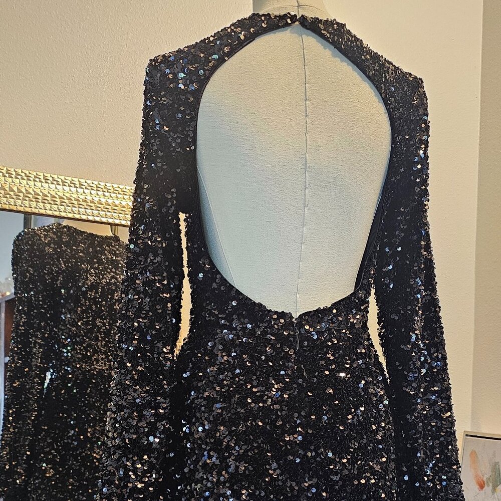 Helsi Long-sleeve Open-back Mini Dress like New Sequin Med Formal Prom Wedding